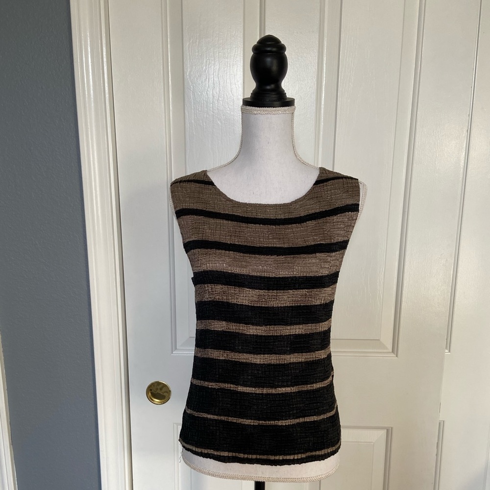 Casual Corner Shell Sleeveless Top Taupe / Black M